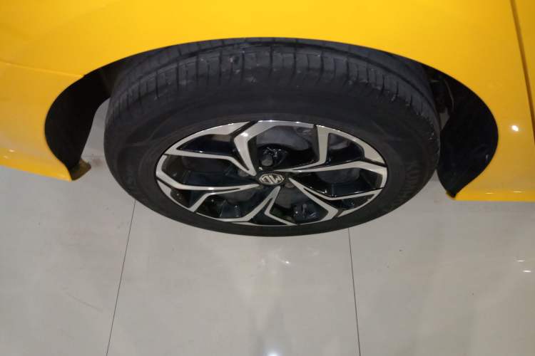 Used MG 5 2021 180 DVVT CVT Youthful Style Edition Right Rear Wheel Hub