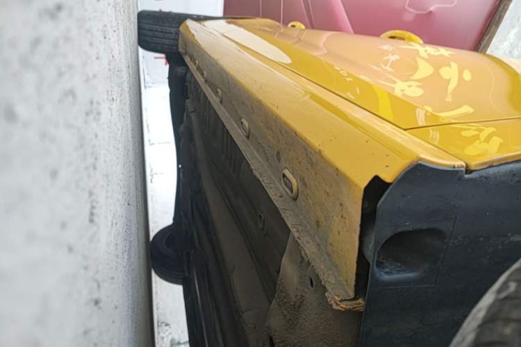 Used MG 5 2021 180 DVVT CVT Youth Luxury Edition Right Side Sill