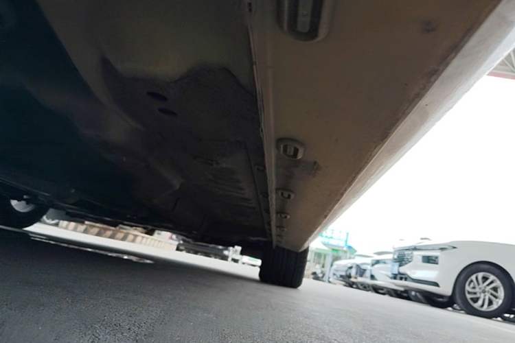 Used MG 5 2021 180 DVVT Manual Youth Luxury Edition Right Side Sill