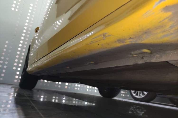 Used MG 5 2021 Revised Version 180 DVVT CVT Youth Luxury Edition Right Side Sill