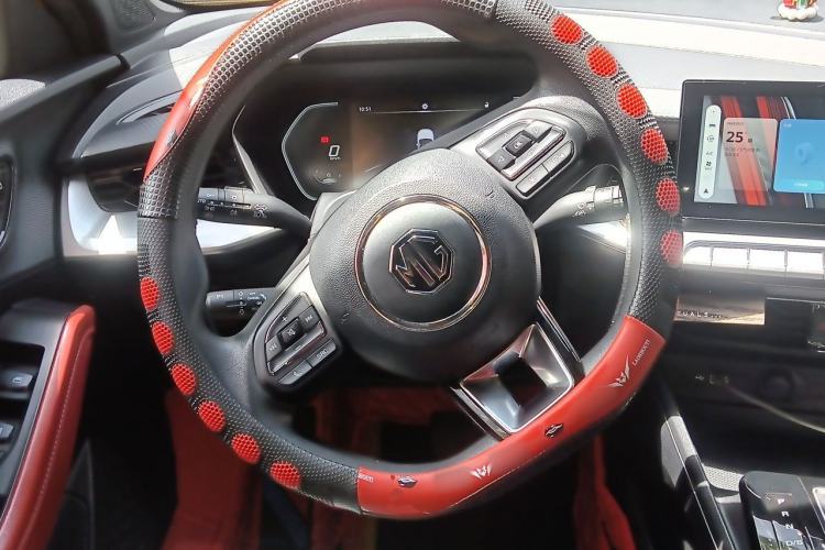 Used MG 5 2021 180 DVVT CVT Youth Luxury Edition Steering Wheel