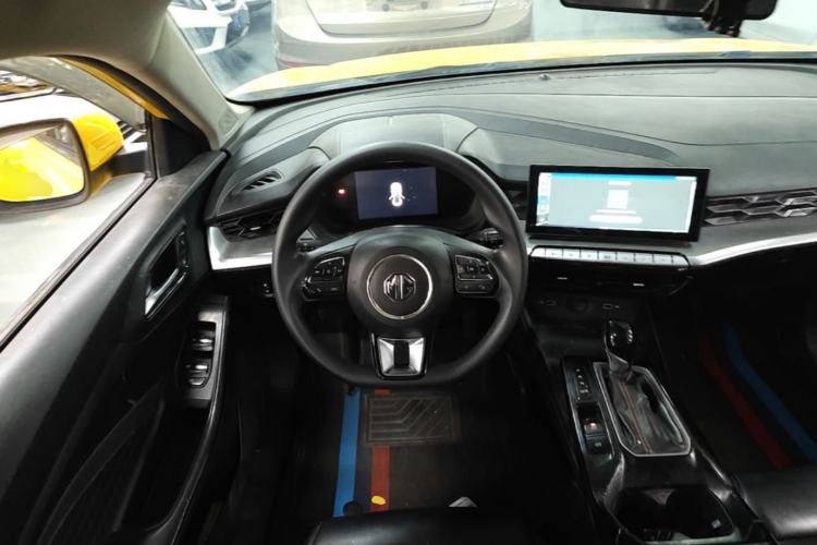 Used MG 5 2021 180 DVVT CVT Youth Luxury Edition Steering Wheel