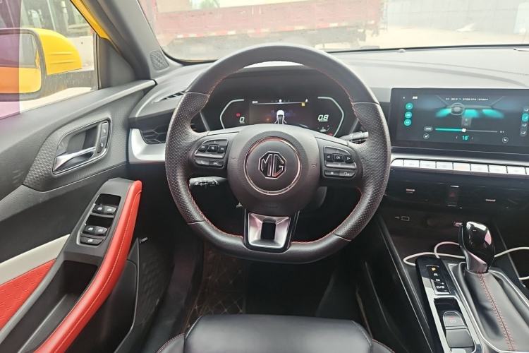 Used MG 5 2021 Revised Version 180 DVVT CVT Youth Luxury Edition Steering Wheel