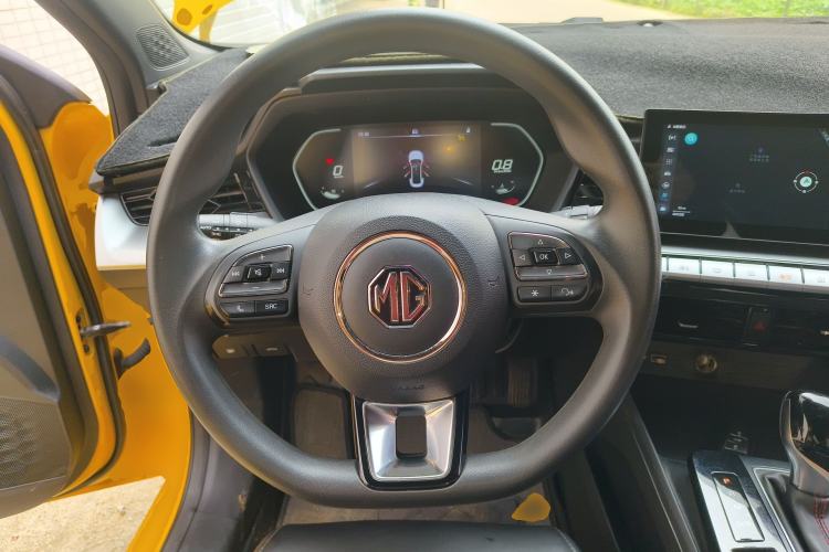 Used MG 5 2021 Revised Version 180 DVVT CVT Youth Luxury Edition Steering Wheel