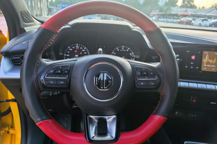 Used MG 5 2021 180 DVVT Manual Youth Luxury Edition Steering Wheel