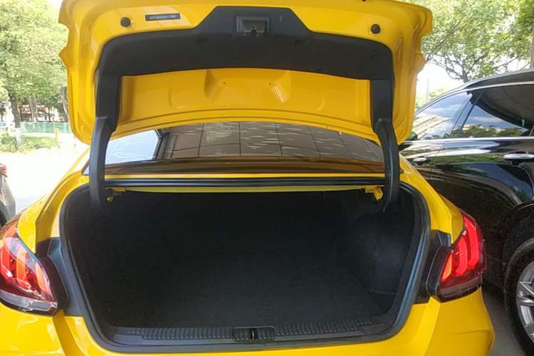 Used MG 5 2021 300TGI DCT Luxury Flagship Edition Trunk