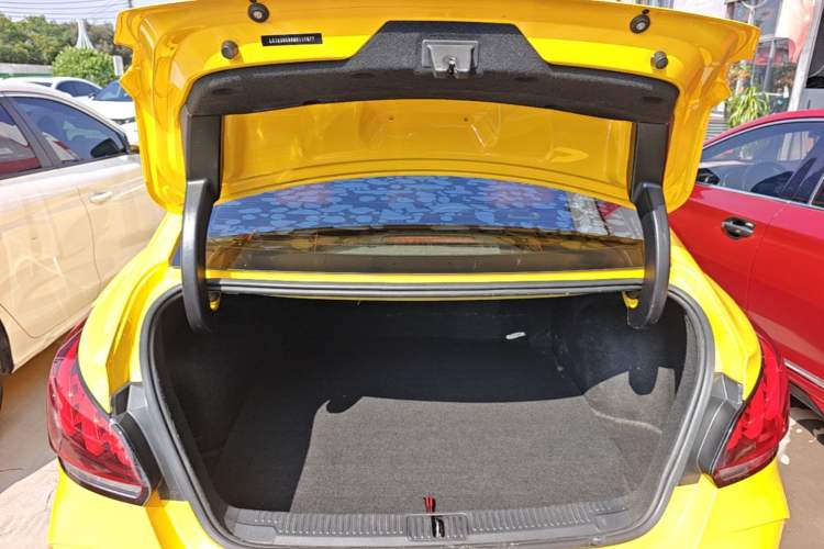 Used MG 5 2021 300TGI DCT Luxury Flagship Edition Trunk