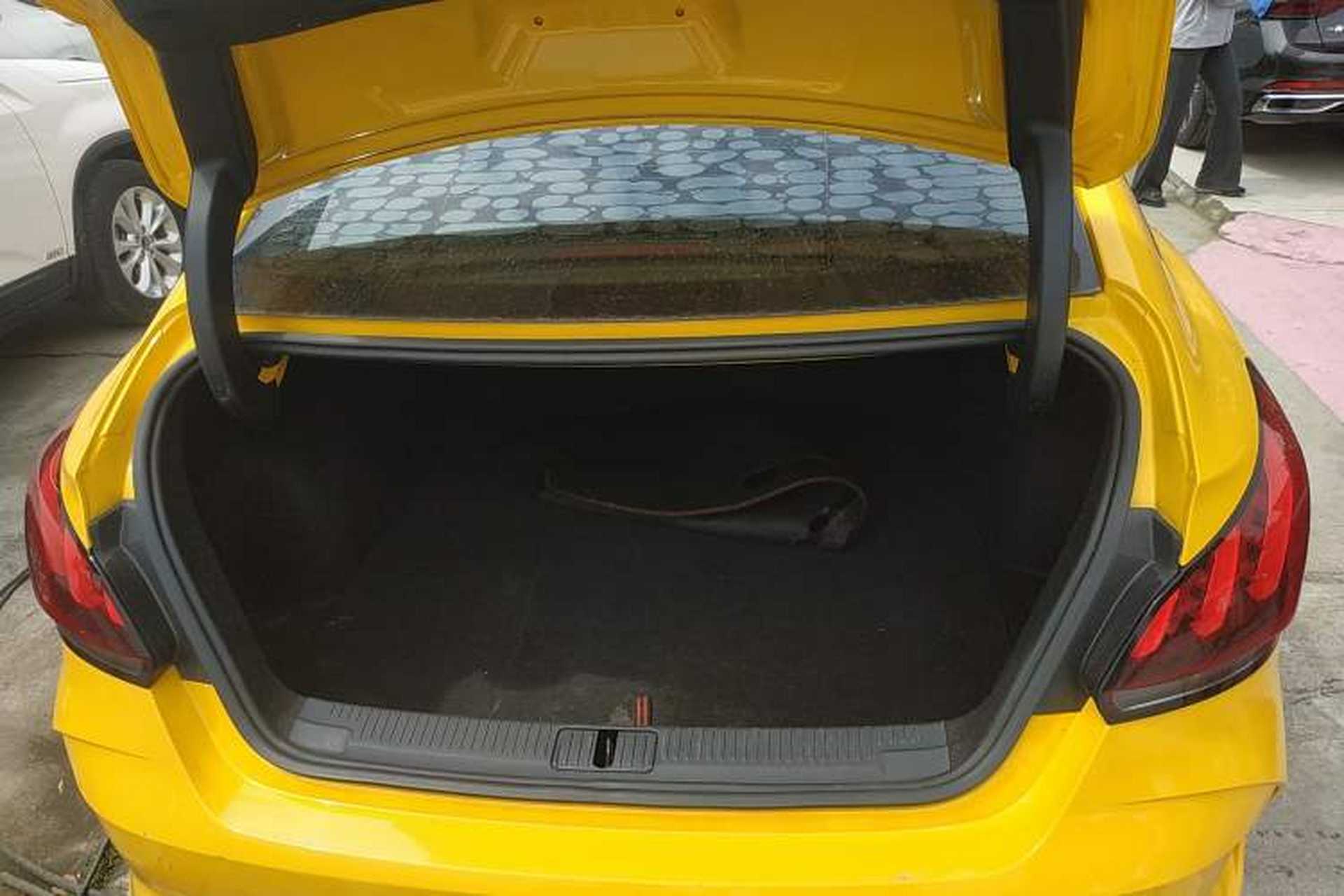 Used MG 5 2021 180 DVVT CVT Youth Luxury Edition Trunk