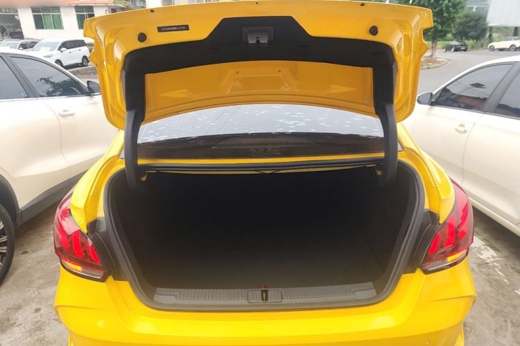 Used MG 5 2021 300TGI DCT Elegant Luxury Edition Trunk