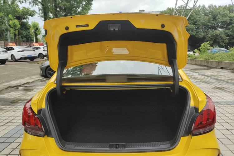 Used MG 5 2021 300TGI DCT Elegant Luxury Edition Trunk