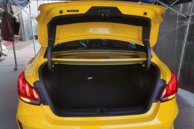Used MG 5 2021 300TGI DCT Luxury Flagship Edition Trunk