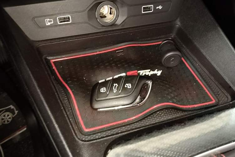 Used MG 5 2021 180 DVVT Manual Youth Luxury Edition Vehicle Key