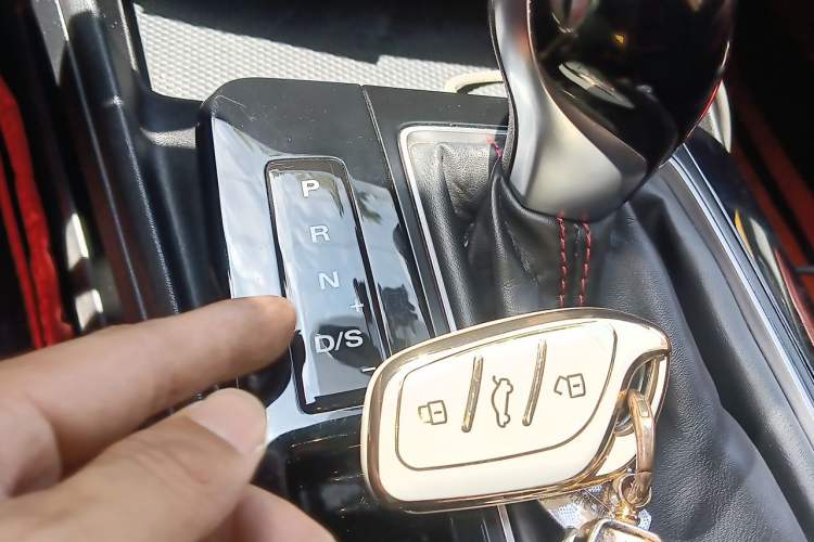 Used MG 5 2021 180 DVVT CVT Youth Luxury Edition Vehicle Key
