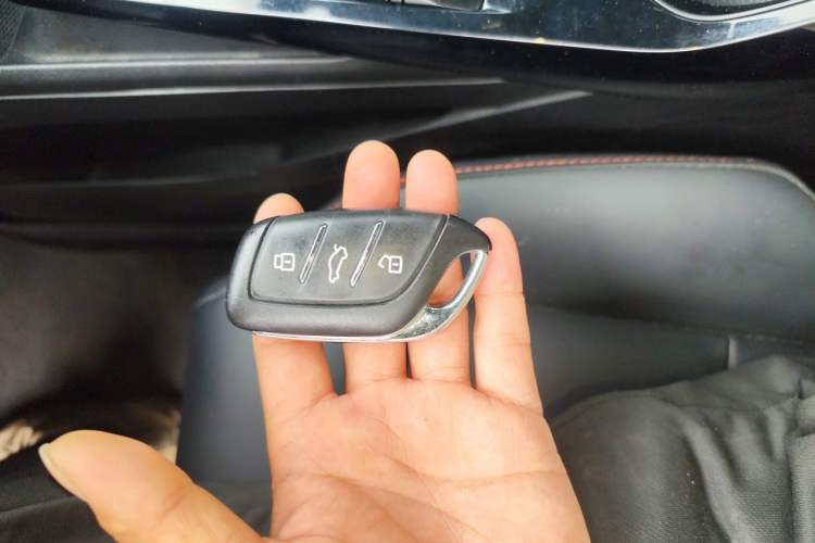 Used MG 5 2021 180 DVVT CVT Youth Luxury Edition Vehicle Key