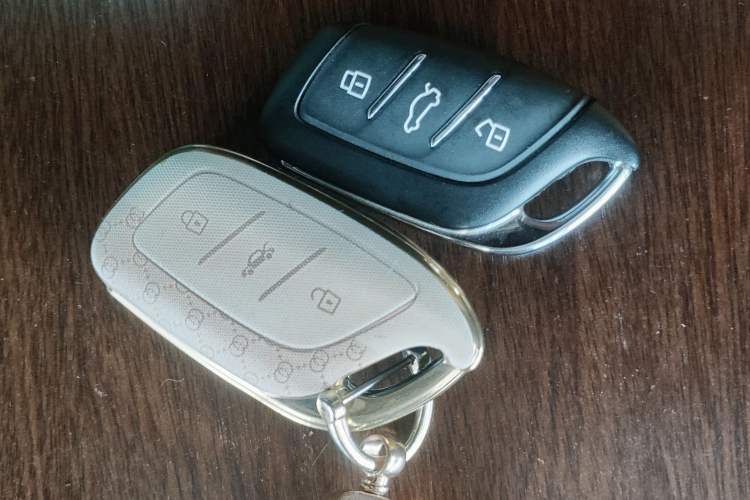 Used MG 5 2021 Revised Version 180 DVVT CVT Youth Luxury Edition Vehicle Key