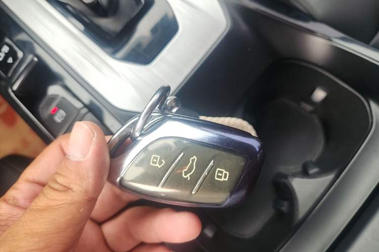 Used MG 5 2021 300TGI DCT Elegant Luxury Edition Vehicle Key