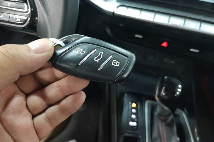 Used MG 5 2021 180 DVVT CVT Youth Luxury Edition Vehicle Key