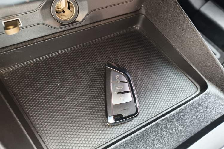 Used MG 5 2021 Revised Version 180 DVVT CVT Youth Luxury Edition Vehicle Key
