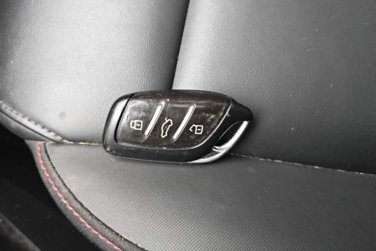 Used MG 5 2021 180 DVVT CVT Youth Luxury Edition Vehicle Key