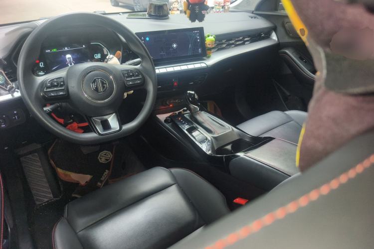 Used MG 5 2022 180 DVVT CVT Youth Luxury Edition