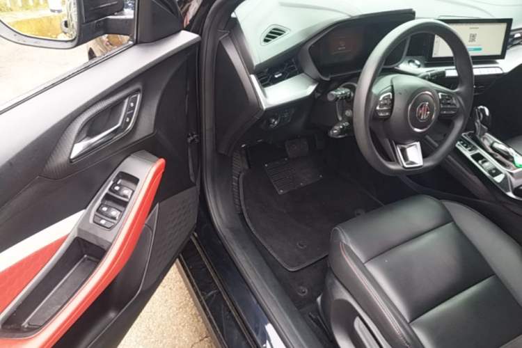 Used MG 5 2022 180 DVVT CVT Youth Luxury Edition Driver Seat