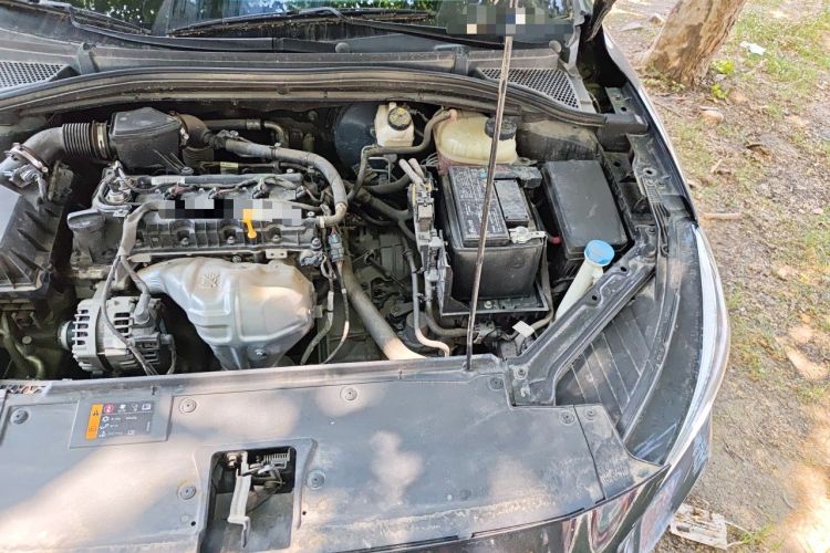 Used MG 5 2022 180 DVVT CVT Youth Luxury Edition Engine Bay Left