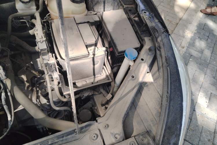 Used MG 5 2022 180 DVVT CVT Youth Luxury Edition Engine Bay Left