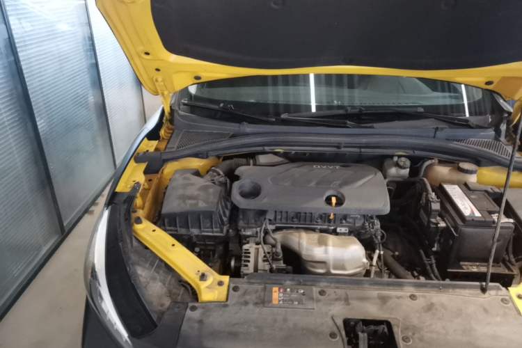 Used MG 5 2022 180 DVVT CVT Youth Luxury Edition Engine Bay Right