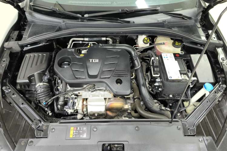 Used MG 5 2022 300TGI DCT Chao Yue Luxury Edition Engine Bay