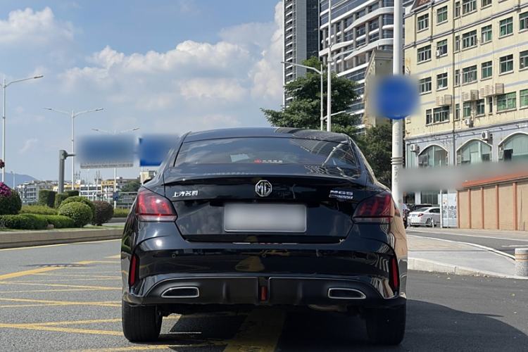 Used MG 5 2022 180 DVVT CVT Youth Luxury Edition Exterior 4