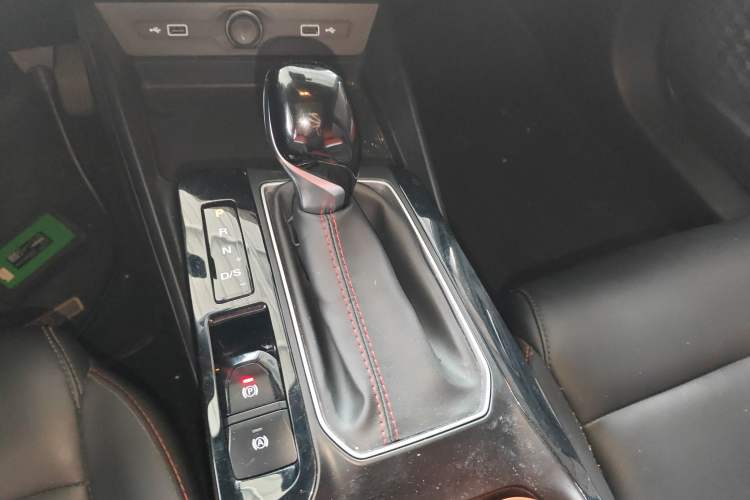 Used MG 5 2022 180 DVVT CVT Youth Flagship Edition Gear Lever