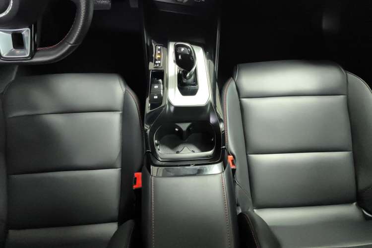 Used MG 5 2022 300TGI DCT Chao Yue Luxury Edition Gear Lever