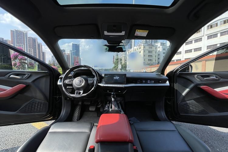 Used MG 5 2022 180 DVVT CVT Youth Luxury Edition Interior 1