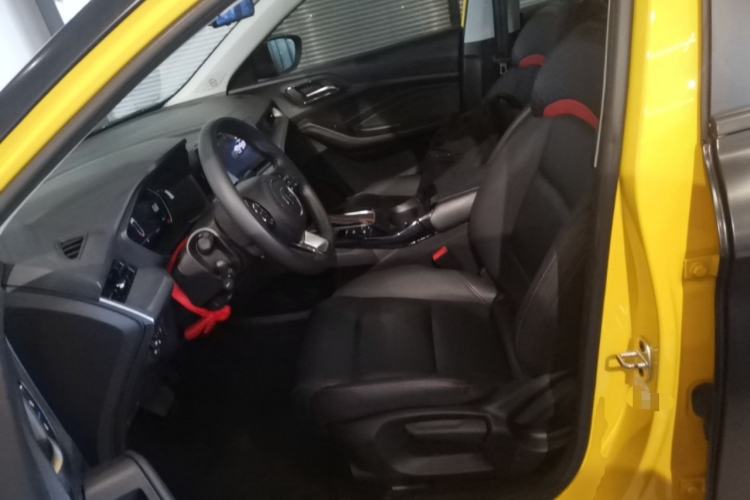 Used MG 5 2022 180 DVVT CVT Youth Luxury Edition Left Front Seat