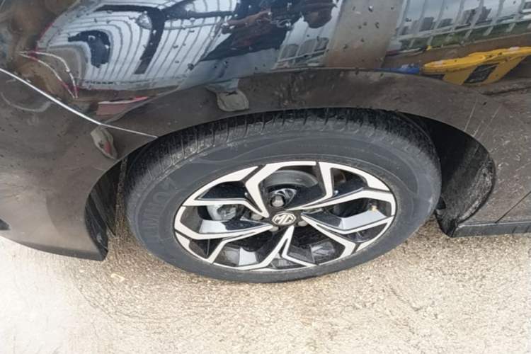 Used MG 5 2022 180 DVVT CVT Youth Luxury Edition Left Front Wheel Hub