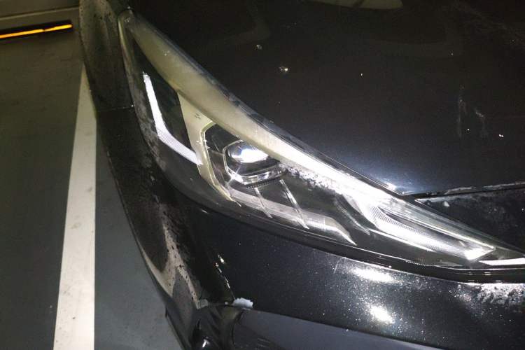 Used MG 5 2022 180 DVVT CVT Youth Luxury Edition Right Front Headlight
