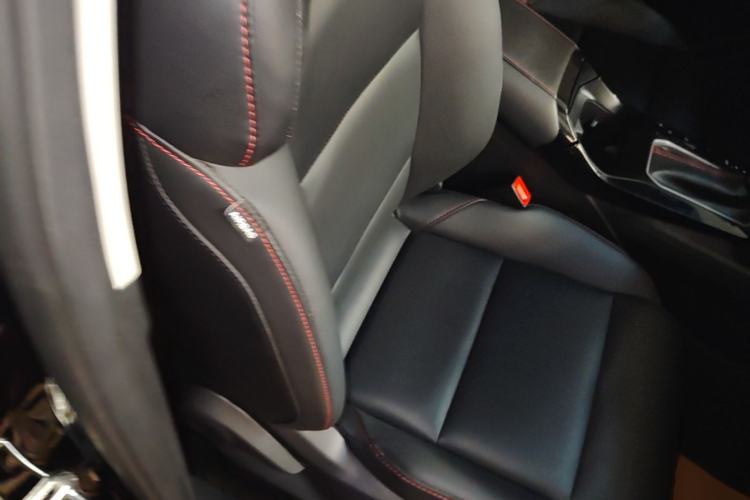 Used MG 5 2022 180 DVVT CVT Youth Style Edition Right Front Seat