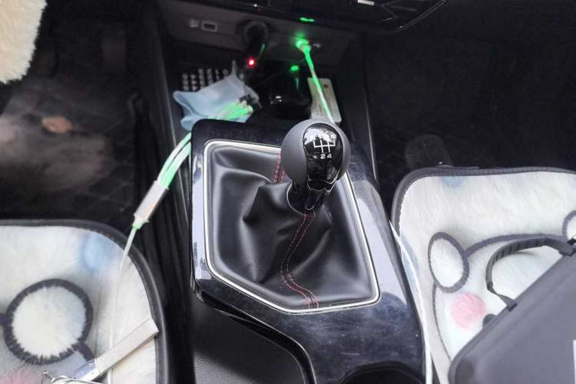 Used MG 5 2022 180 DVVT Manual Youth Luxury Edition Gear Lever