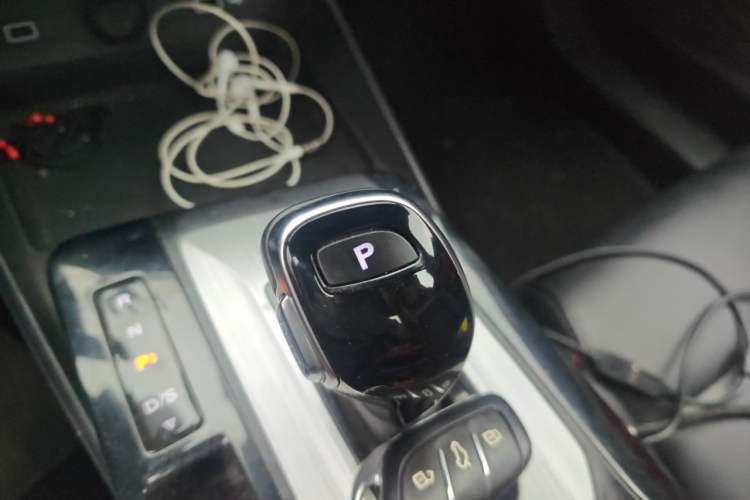 Used MG 5 2022 300TGI DCT Chao Yue Luxury Edition Gear Lever