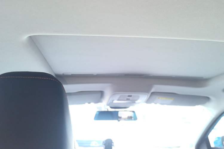 Used MG 5 2022 180 DVVT CVT Youth Luxury Edition Headliner