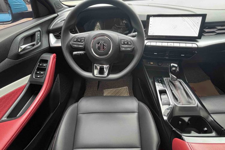 Used MG 5 2022 180 DVVT CVT Youth Luxury Edition Interior 3