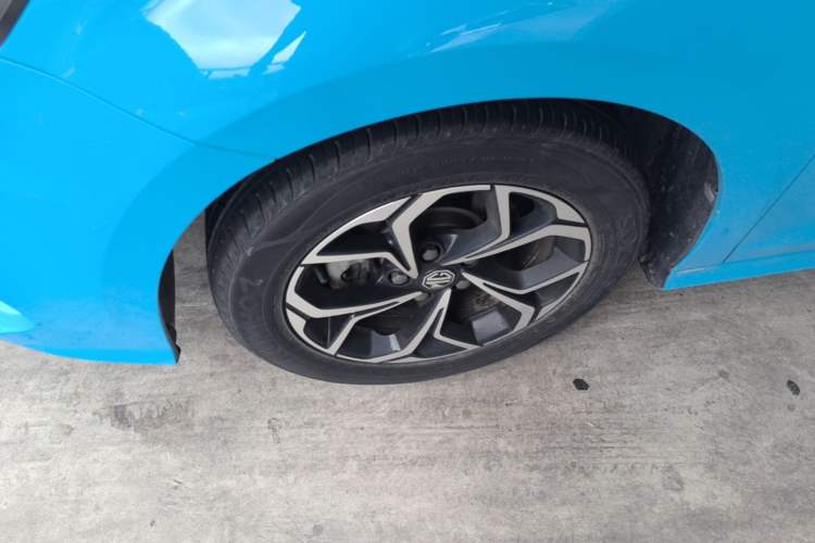 Used MG 5 2022 180 DVVT CVT Youth Luxury Edition Left Front Wheel Hub