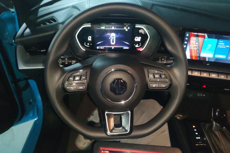 Used MG 5 2022 180 DVVT CVT Youth Luxury Edition Steering Wheel