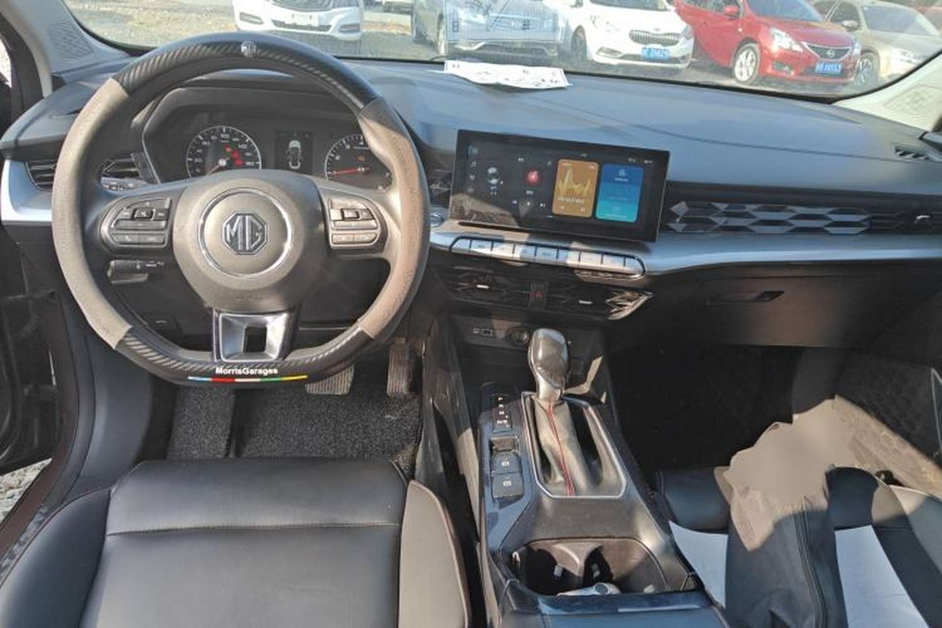 Used MG 5 2022 180 DVVT CVT Youth Style Edition Center Console