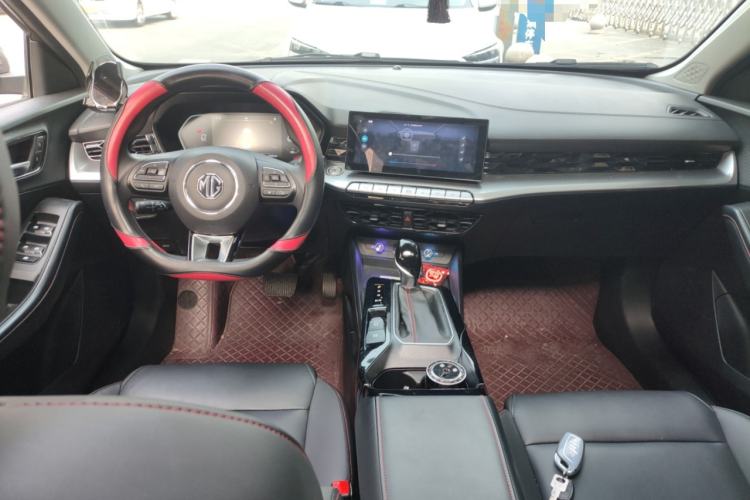 Used MG 5 2022 180 DVVT CVT Youth Luxury Edition Center Console