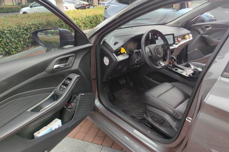 Used MG 5 2022 180 DVVT CVT Youth Flagship Edition Driver Seat