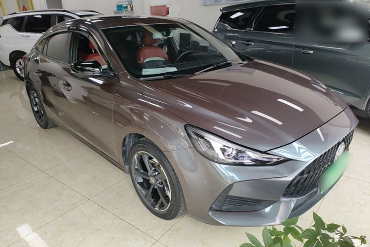 Used MG 5 2022 300TGI DCT Chao Yue Luxury Edition Front Right 45 Deg