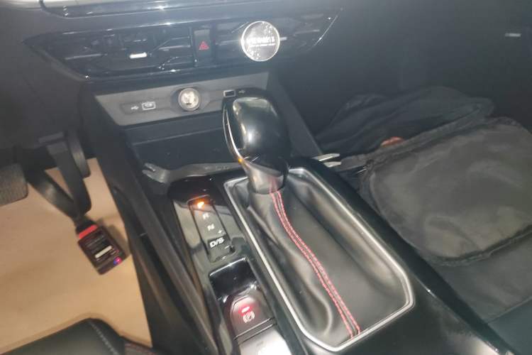 Used MG 5 2022 180 DVVT CVT Youth Flagship Edition Gear Lever