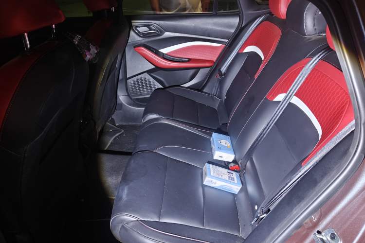 Used MG 5 2022 180 DVVT CVT Youth Luxury Edition Interior 4