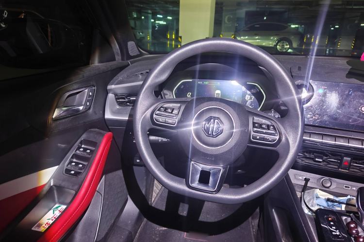 Used MG 5 2022 180 DVVT CVT Youth Luxury Edition Steering Wheel